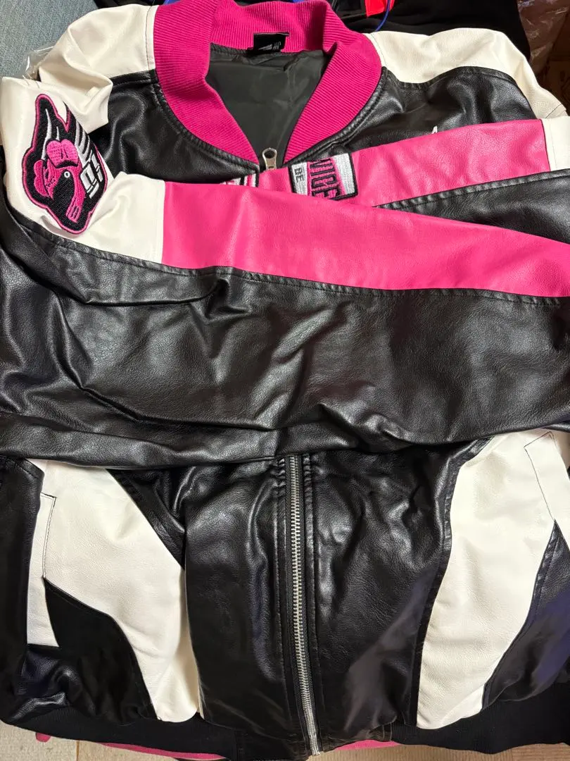 2026年最新】TWICEスタジャンの人気アイテム - メルカリ