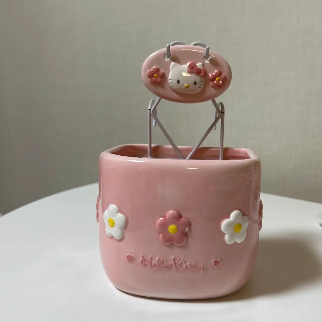 2026年最新】キティ植木鉢の人気アイテム - メルカリ