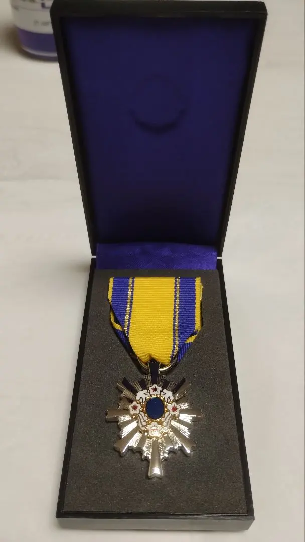 2026年最新】第三級防衛功労章の人気アイテム - メルカリ