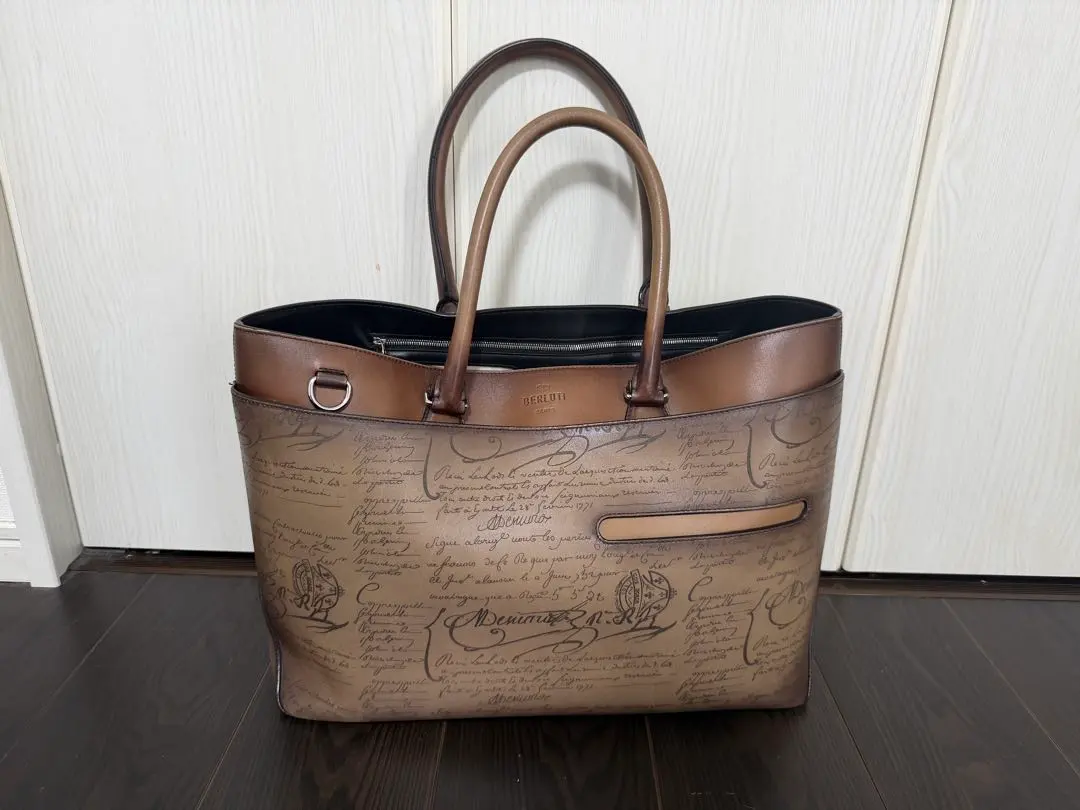 2026年最新】Berluti カラー：ブラウン系 トートバッグの人気アイテム