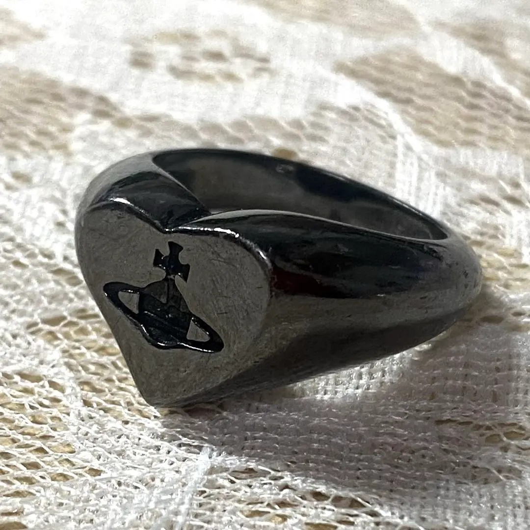 2026年最新】ヴィヴィアン シールリングの人気アイテム - メルカリ