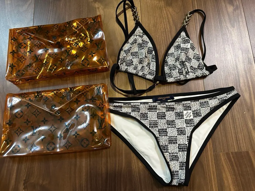 2026年最新】ヴィトン 水着の人気アイテム - メルカリ