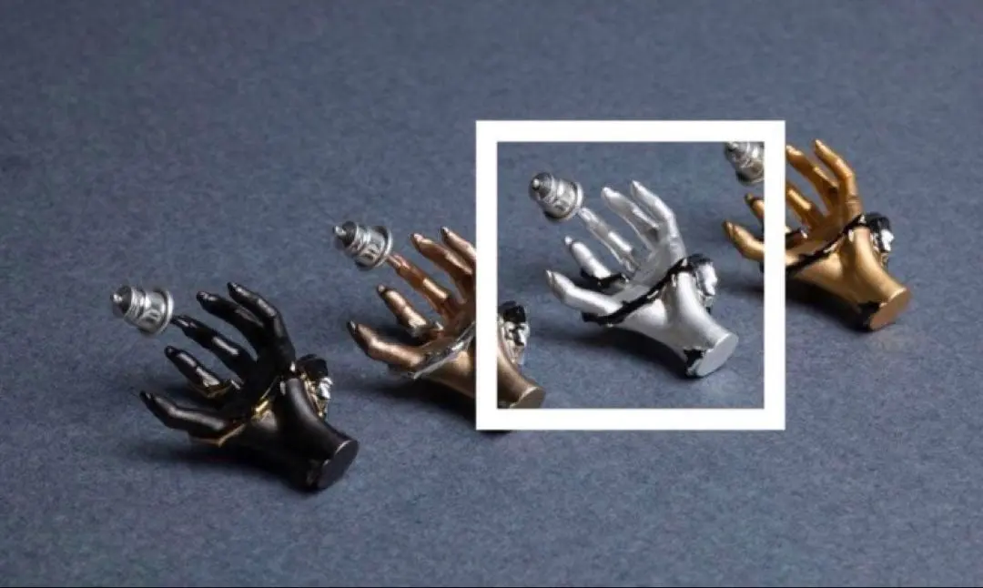 2026年最新】hazama ピアスの人気アイテム - メルカリ