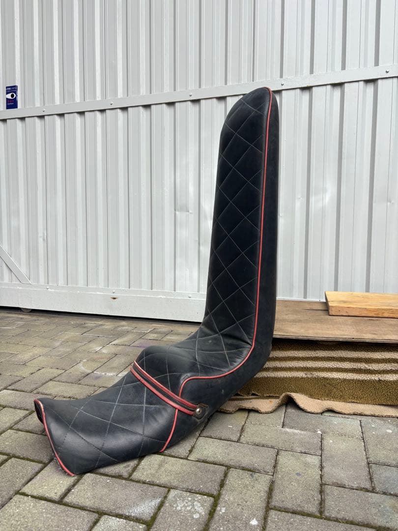 xjr400 4hm 大川　三段シート　ダイヤモンドキルティング　80センチ 三段シート XJR400 前期 4HM KingRoad88 エナメル ホワイト 3段シート