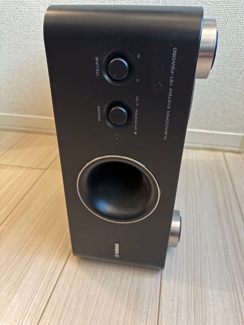 箱付き サブウーファー ブラック YAMAHA YST-FSW050 ヤマハ ヤマハ | YST-FSW050 - スピーカーシステム - 概要