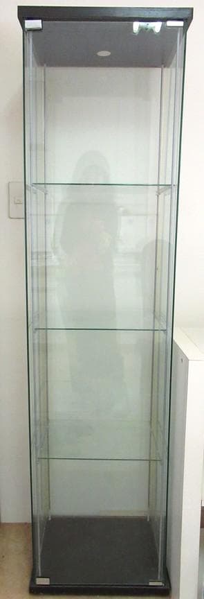 ガラスケース IKEA イケア DETOLF デトルフ 4段 匿名配送 送料込 Amazon.co.jp: IKEA/イケア DETOLF/デトルフ ガラス扉キャビネット