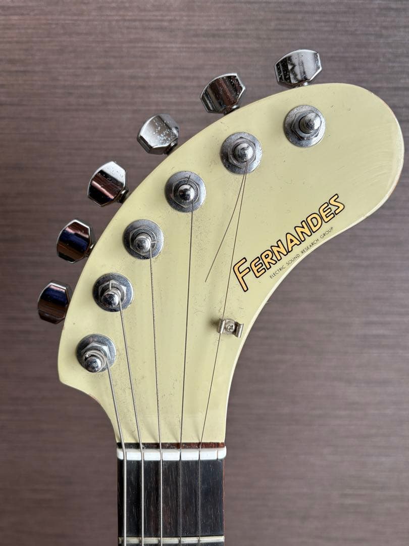 FERNANDES ZO-3エレキギター ケース、ストラップ、専用の弦付き - メルカリ