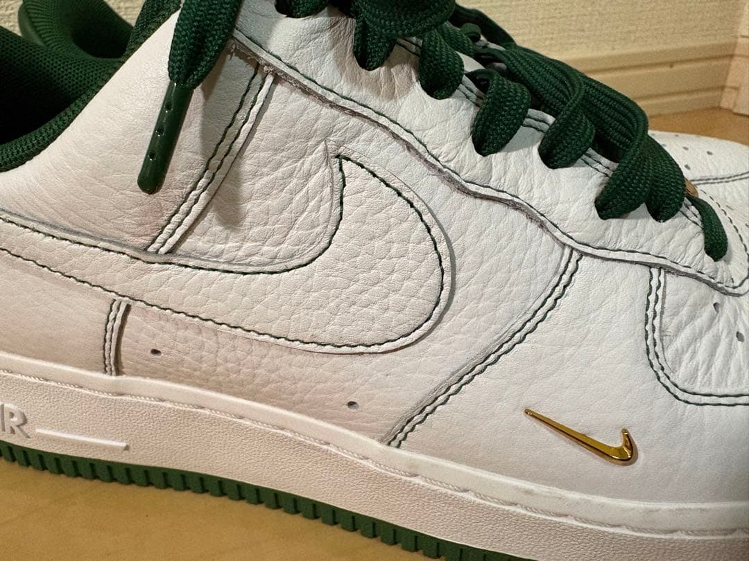 未使用　ナイキ エア フォース 1 '07 ミニ ジュエル　27.0cm