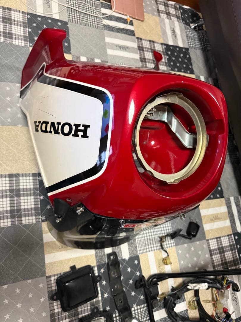 優 CBX550F CBX400F インテグラ カウル セット Amazon.co.jp: CBX400F/CBX550F インテグラカウル用 ラインステッカー