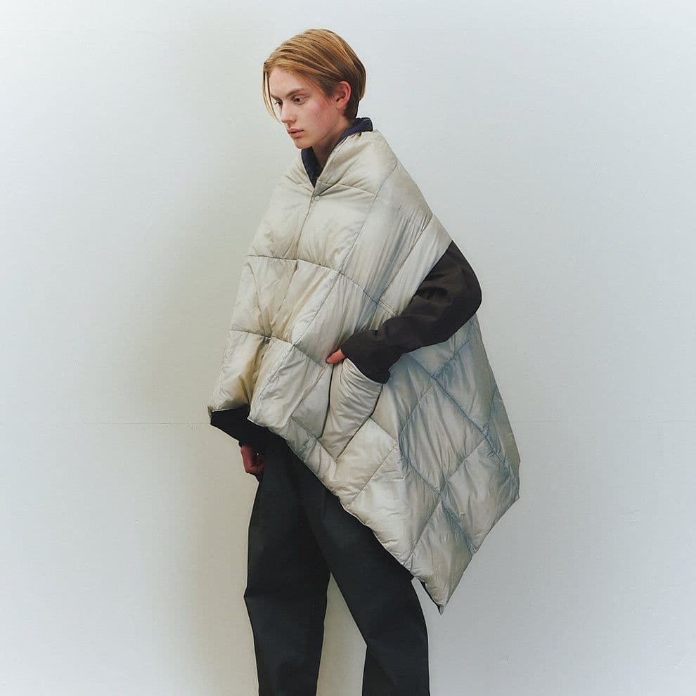 イズネス タイオン ダウンマフラー DOWN MUFFLER(is-ness - メルカリ