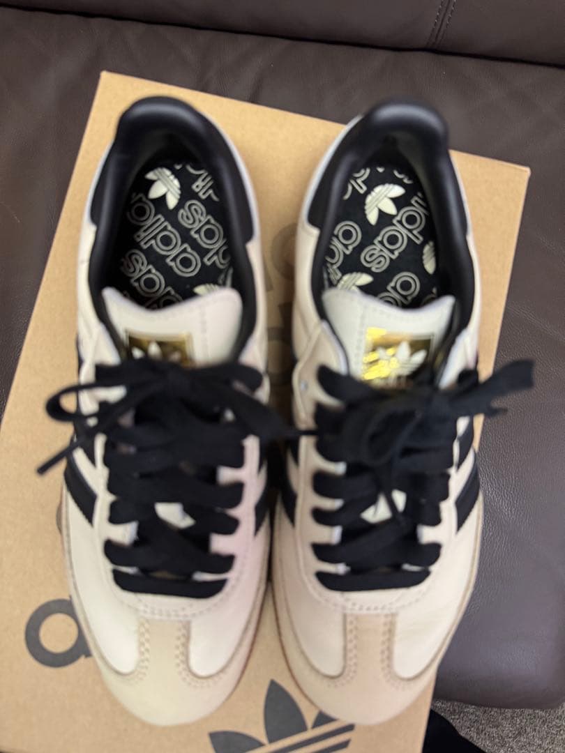 adidas サンバクリーム/ブラック　ブラック紐 超美品　23.5cm