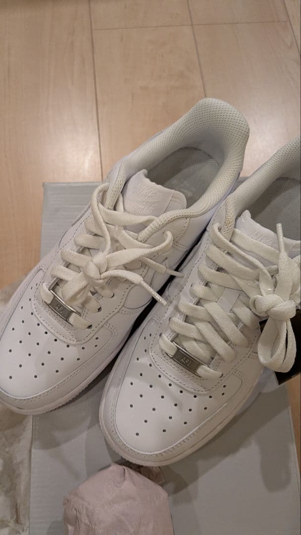 新品　タグ付き　NIKE Airforce 1 24.5cm 白