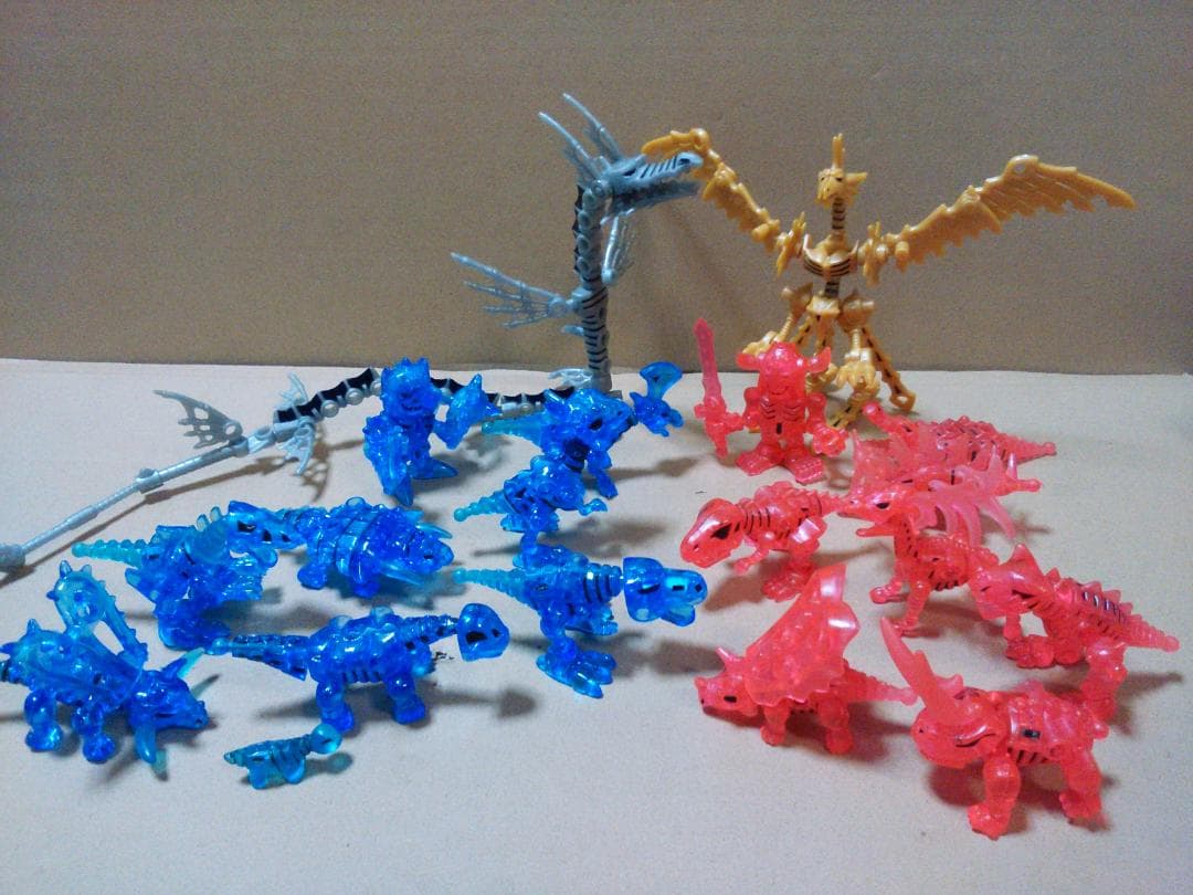 ほねほねザウルス 限定版 ファイアールビー＆アクアサファイア （組立