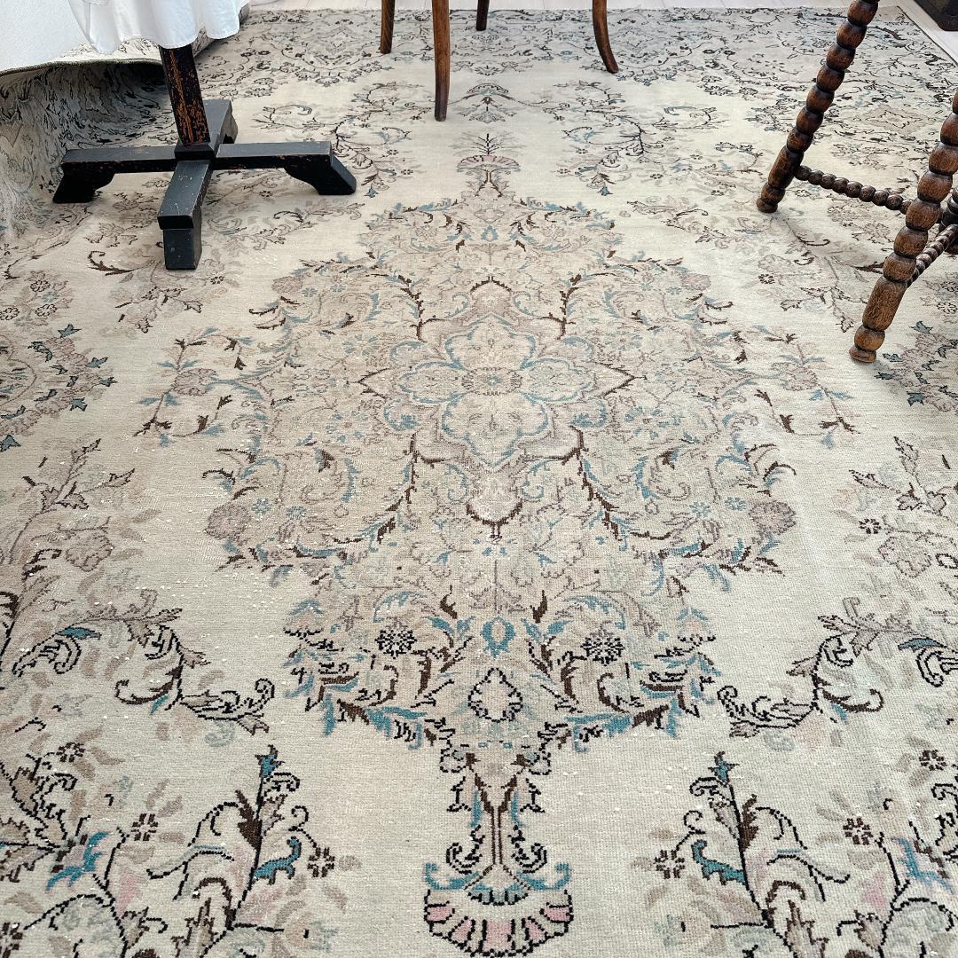 トルコヴィンテージラグ A76超大判 最高級 レア カイセリ グレージュ