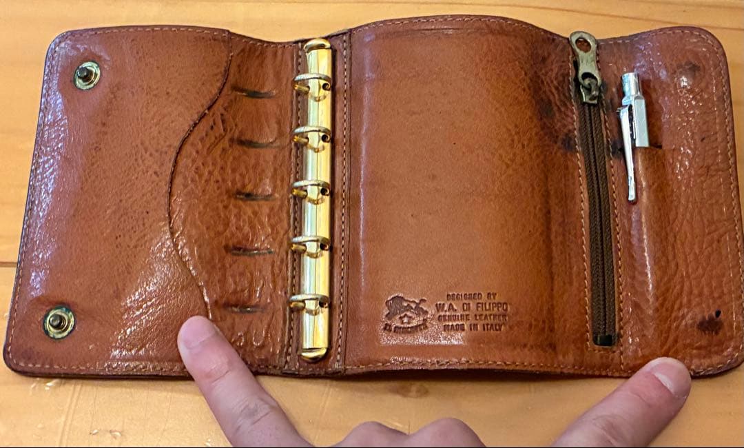 イルビゾンテメモ帳カバーとカランダッシュボールペンのセット 中古