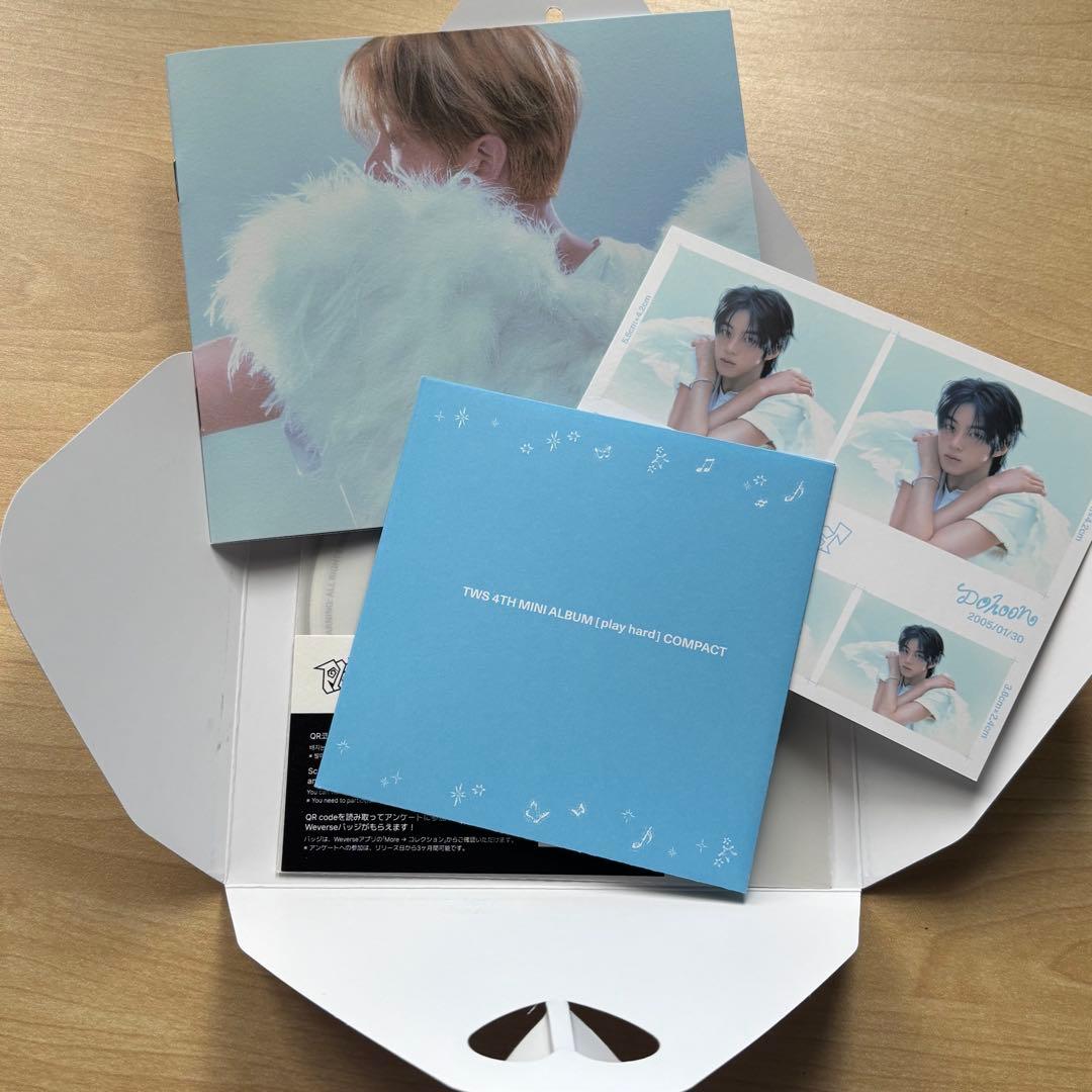 TWS play hard compact - メルカリ