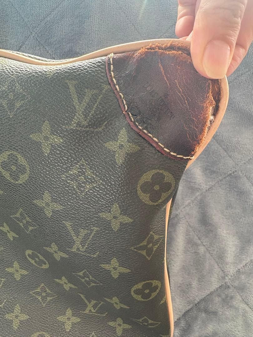 激レア物 ヴィンテージ ルイ・ヴィトン モノグラム レザー クッション