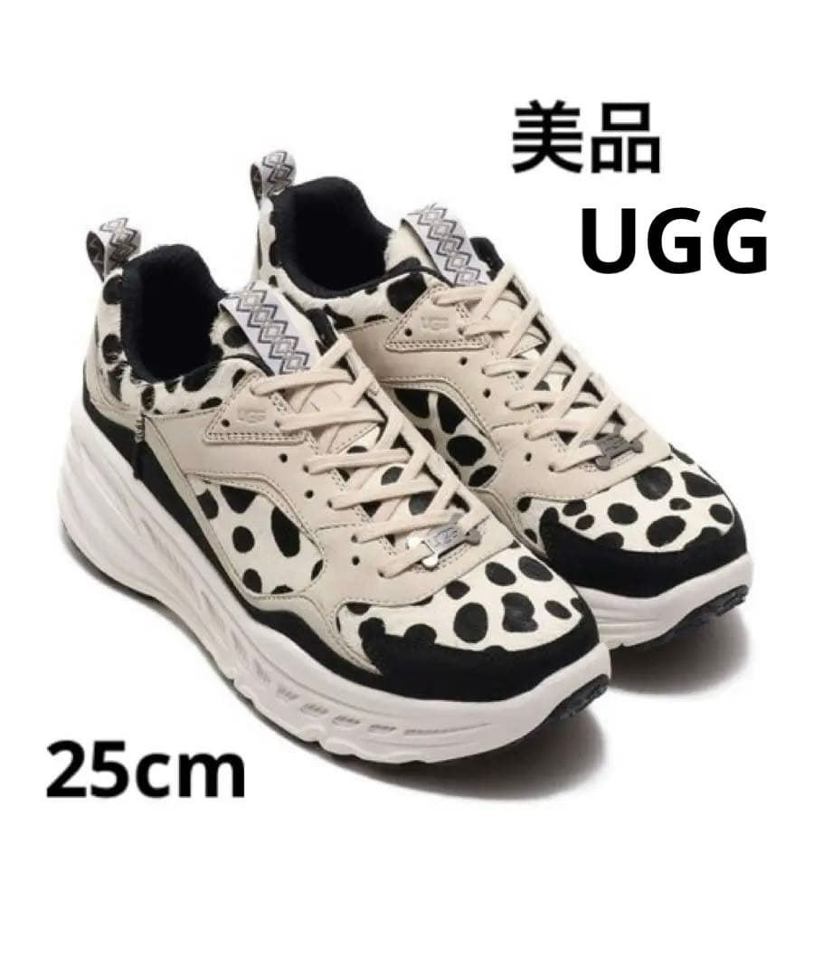 UGG CA805 Dalmatian / アグ ダルメシアンスニーカー - メルカリ