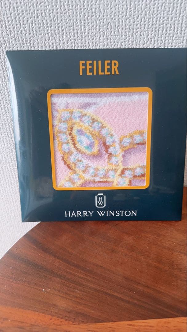 ハリーウィストン　FEILER 花柄タオルハンカチ ピンク 約25cm FEILER フェイラー タオルハンカチ 花柄 ピンク正規品 ETERNAL HEROINE