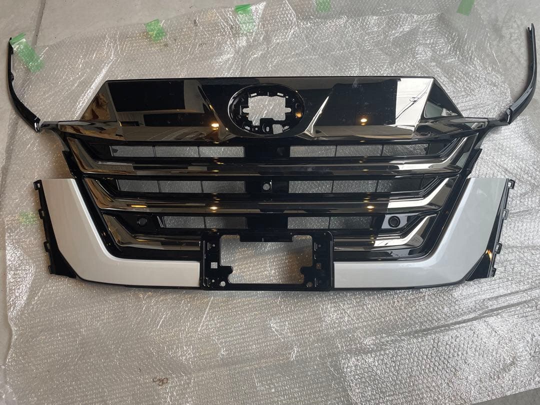 値下げしました ヴェルファイア/アルファード40系モデリスタフロント