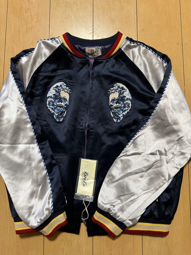 karaku] 横須賀「ドクロ、蛇と波」浮世絵刺繡入りスカジャンL - メルカリ