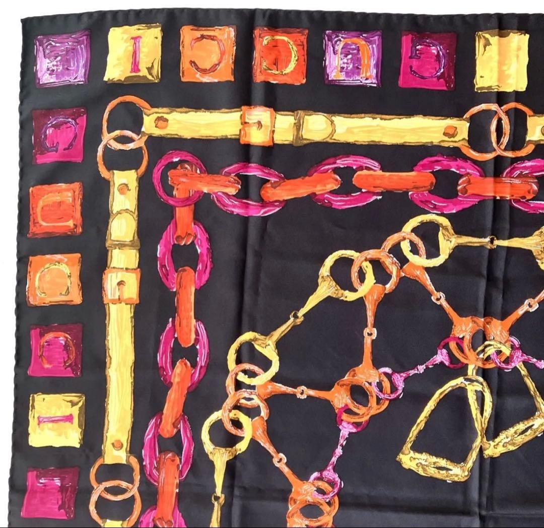 専用GUCCI グッチ ホースビット柄 シルク100％ 大判スカーフ 正方形