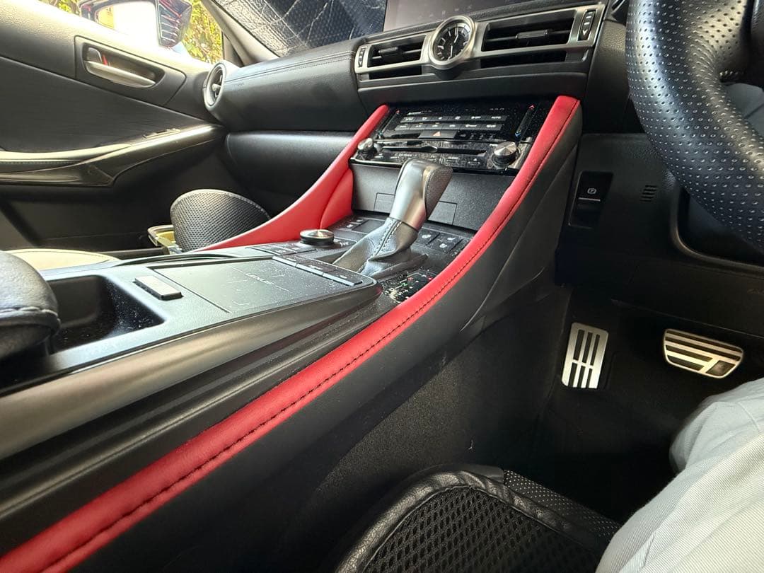 レクサス　IS Fスポーツ RCF センターコンソールガーニッシュ　純正 レクサス(純正) RC-F センターコンソールサイドガーニッシュ・ホワイト