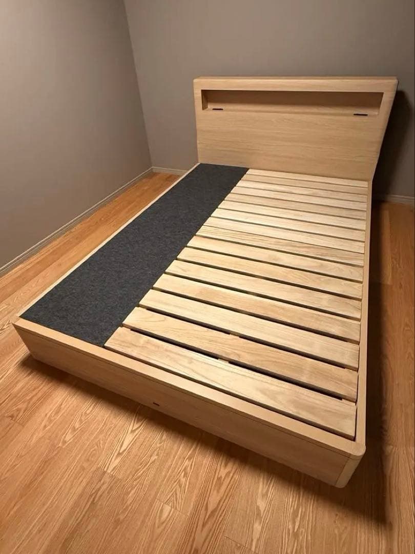 シモンズ ダブルベッド LED付き 引き出し収納 ステーションタイプ ナチュラル SIMMONS（シモンズ） ベッドフレーム ダブル 宮付き 開梱設置 ボックス