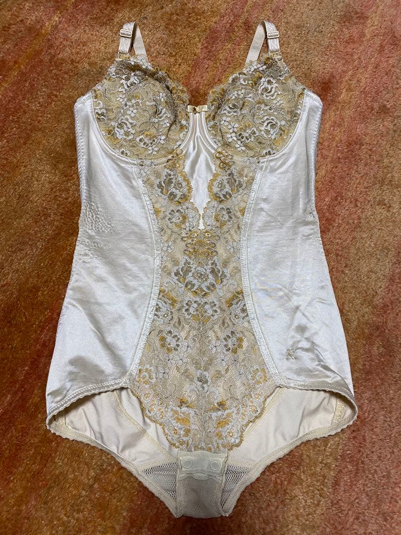 マルコ ボディスーツ c85LL - メルカリ