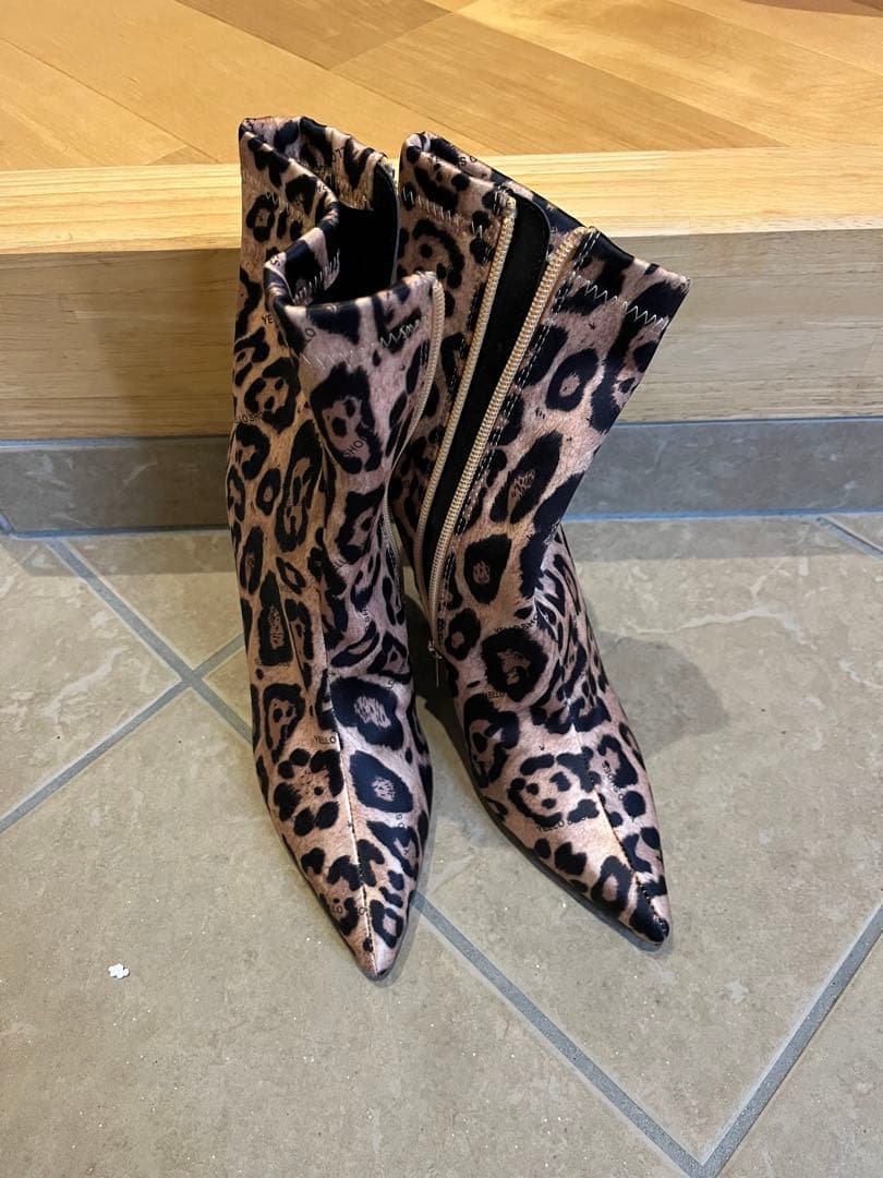 美品】YELLO ブーツ レオパード柄 - メルカリ