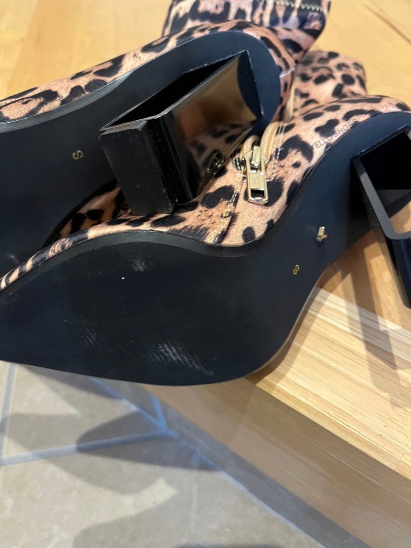 美品】YELLO ブーツ レオパード柄 - メルカリ