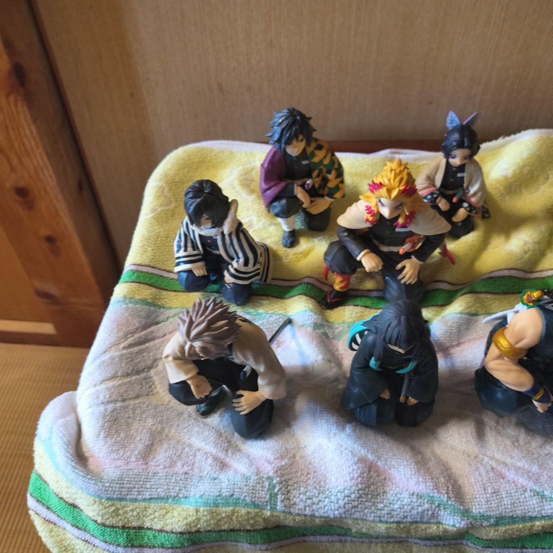 鬼滅の刃アニメ フィギュア 9体セット 座る『鬼滅の刃』25体セット」限定特典付き一次予約受付開始