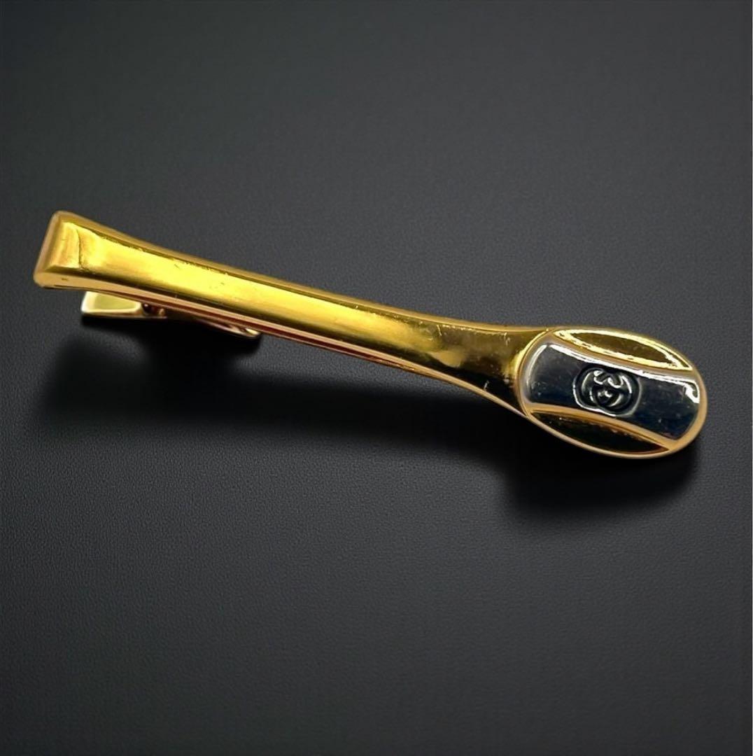 美品✨GUCCI ネクタイピン グッチ GGロゴ インターロッキング - メルカリ