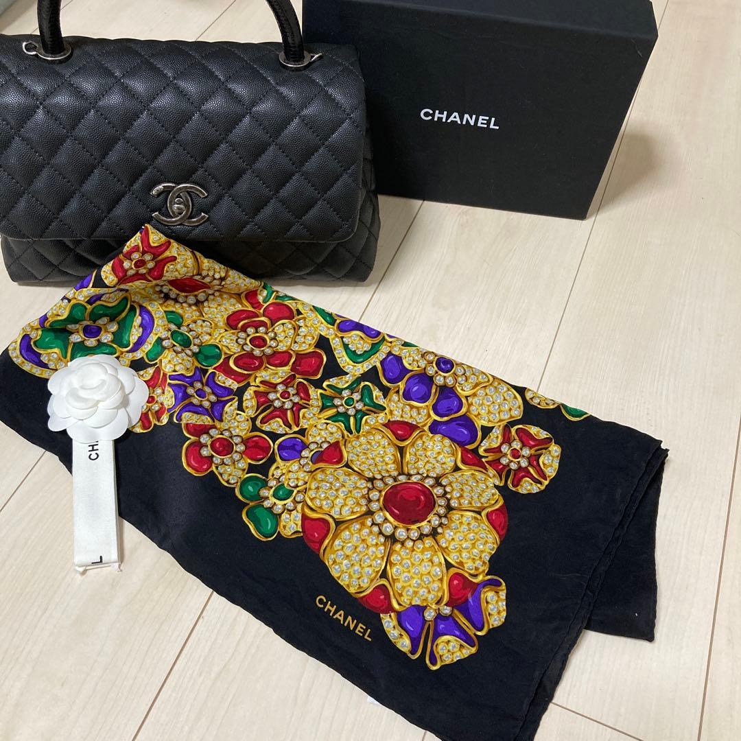 CHANEL シャネル シルク スカーフ 宝石柄 正規品 - メルカリ