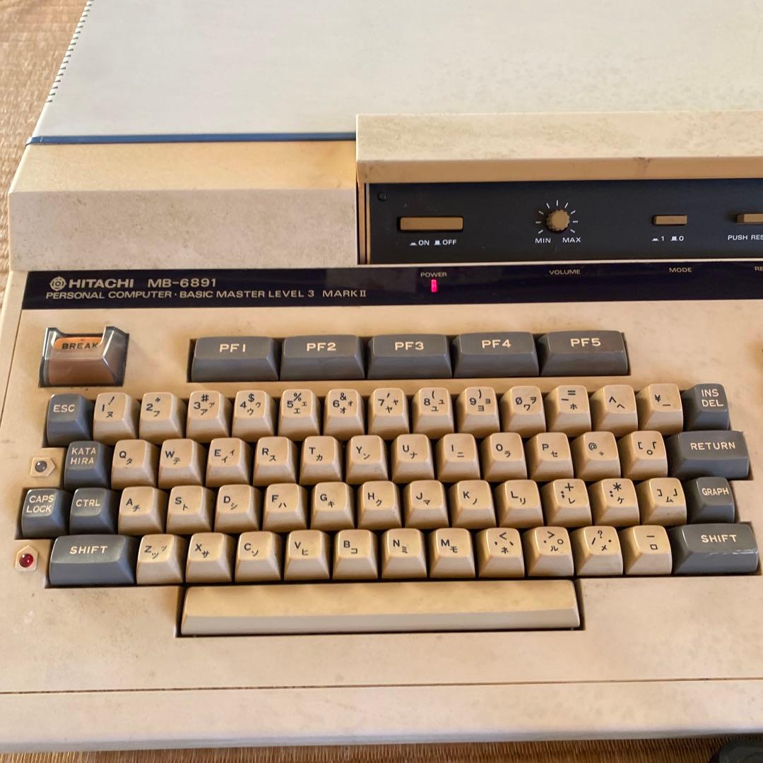 日立　ベーシックマスター 国産パソコン初、標準ひらがな表示対応の日立「ベーシックマスター