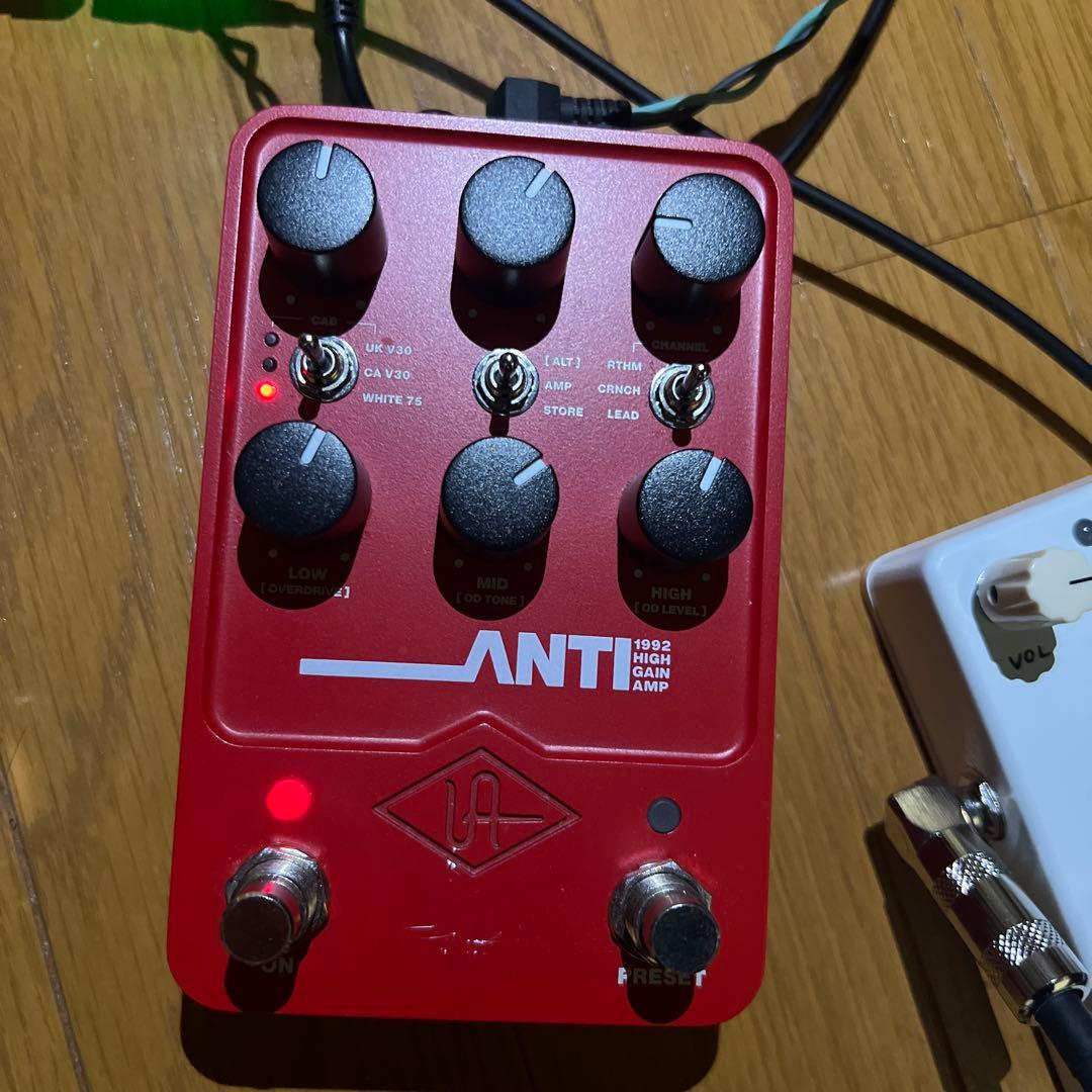 ギター UAFX ANTI 1992 High Gain Amp Universal Audio UAFX Anti 1992 High Gain Amp Pedal | Sweetwater