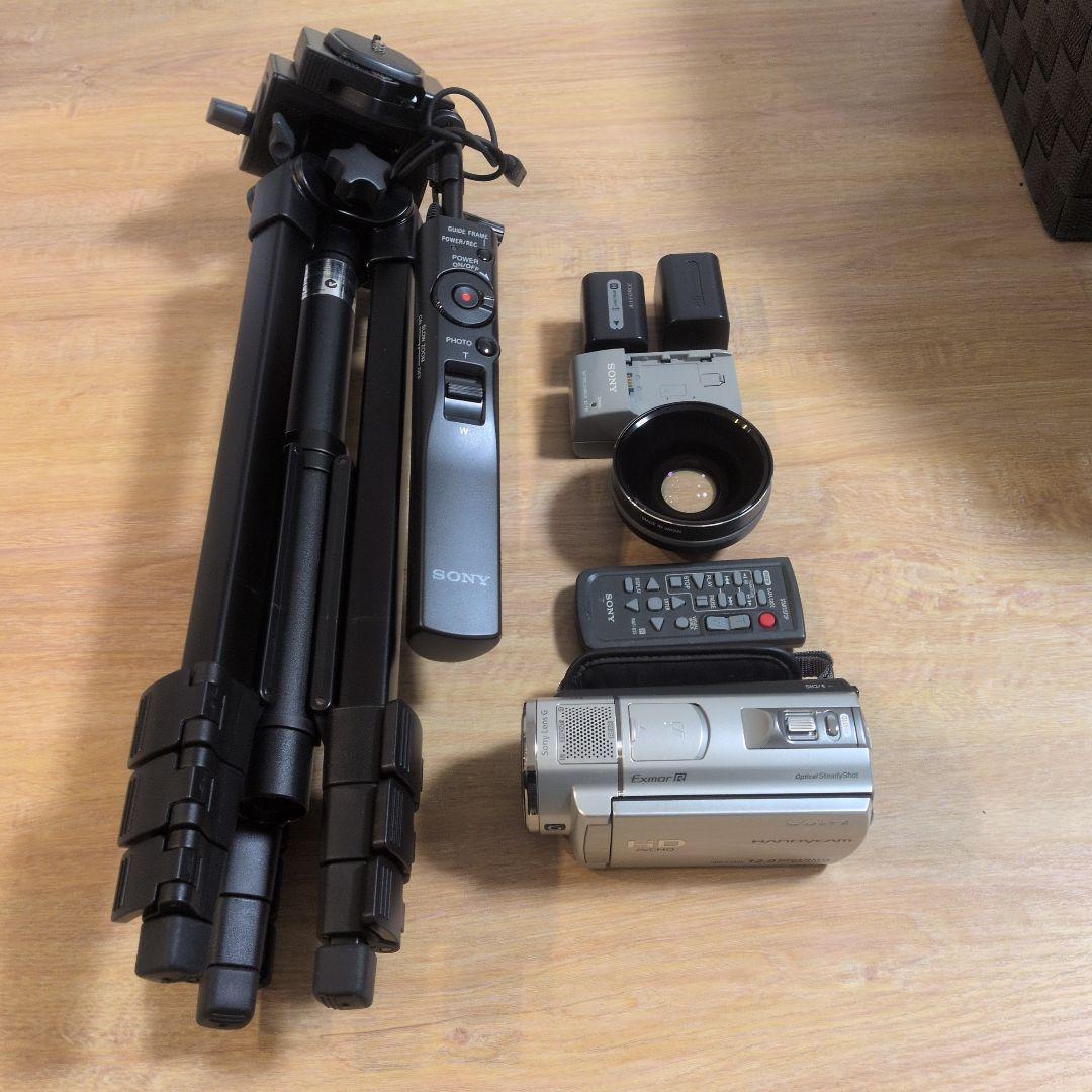 Sony Handycam HDR-CX500 本体 ワイドレンズ 三脚 Sony Handycam HDR-CX500 本体 ワイドレンズ 三脚 HDR-CX500 三脚 本体