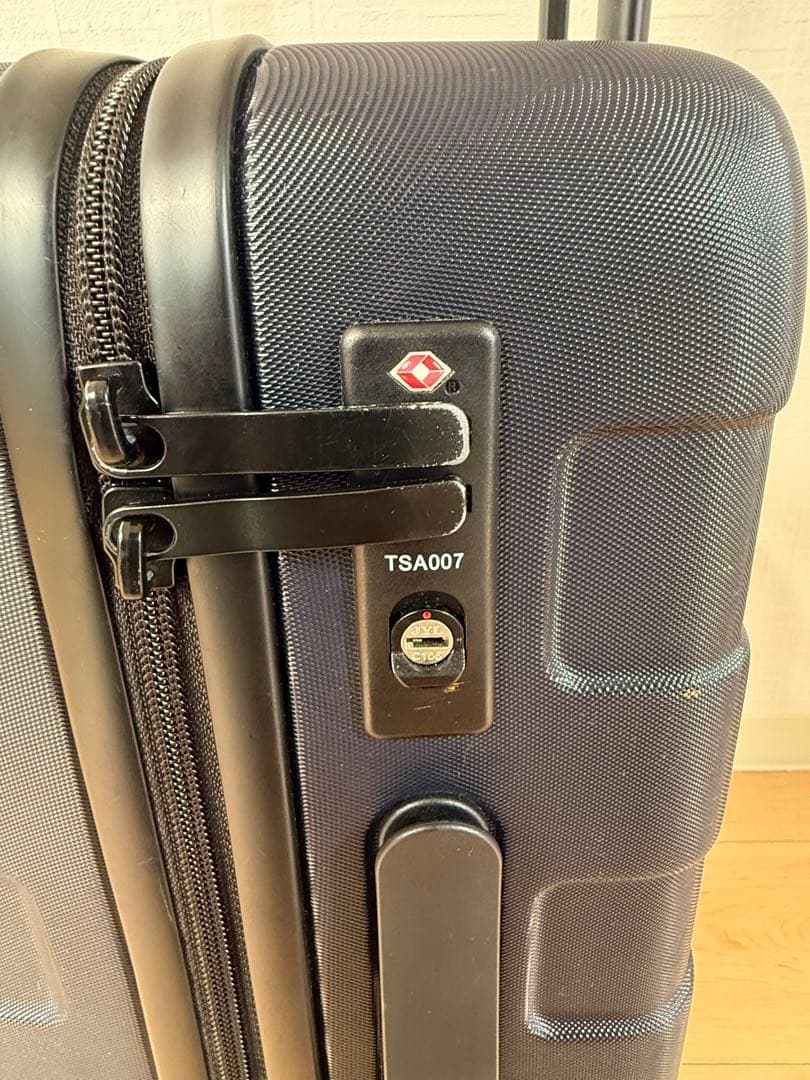 無印 バーを自由に調節できる ハードキャリーケース（36L）黒