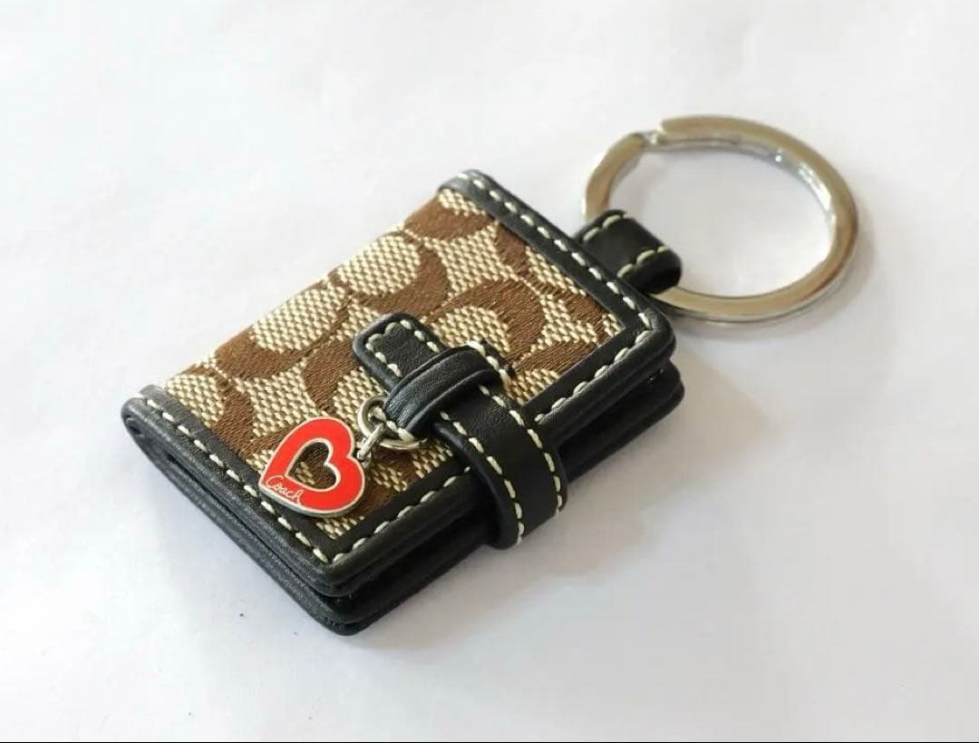 新品】COACH コーチ フォトキーホルダー シグネチャー フォトフレーム