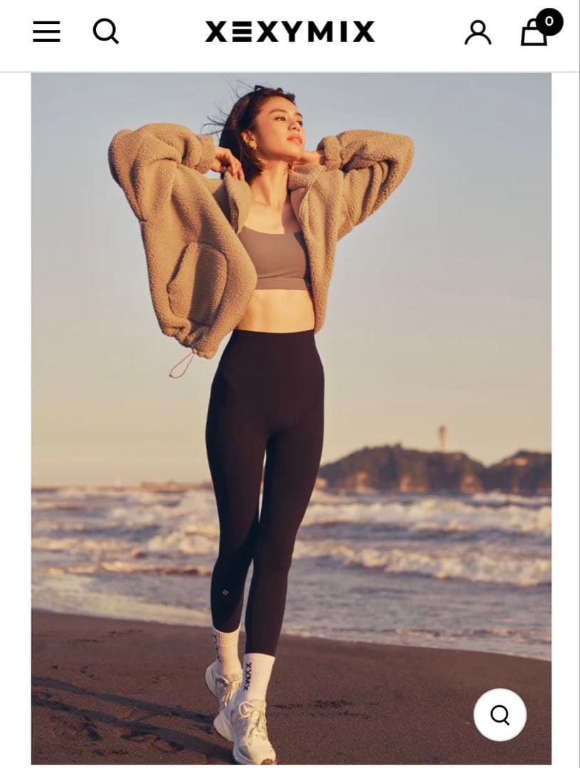 ゼクシィミックス シェルパハイネックジャンパー 佐藤晴美さん着用色