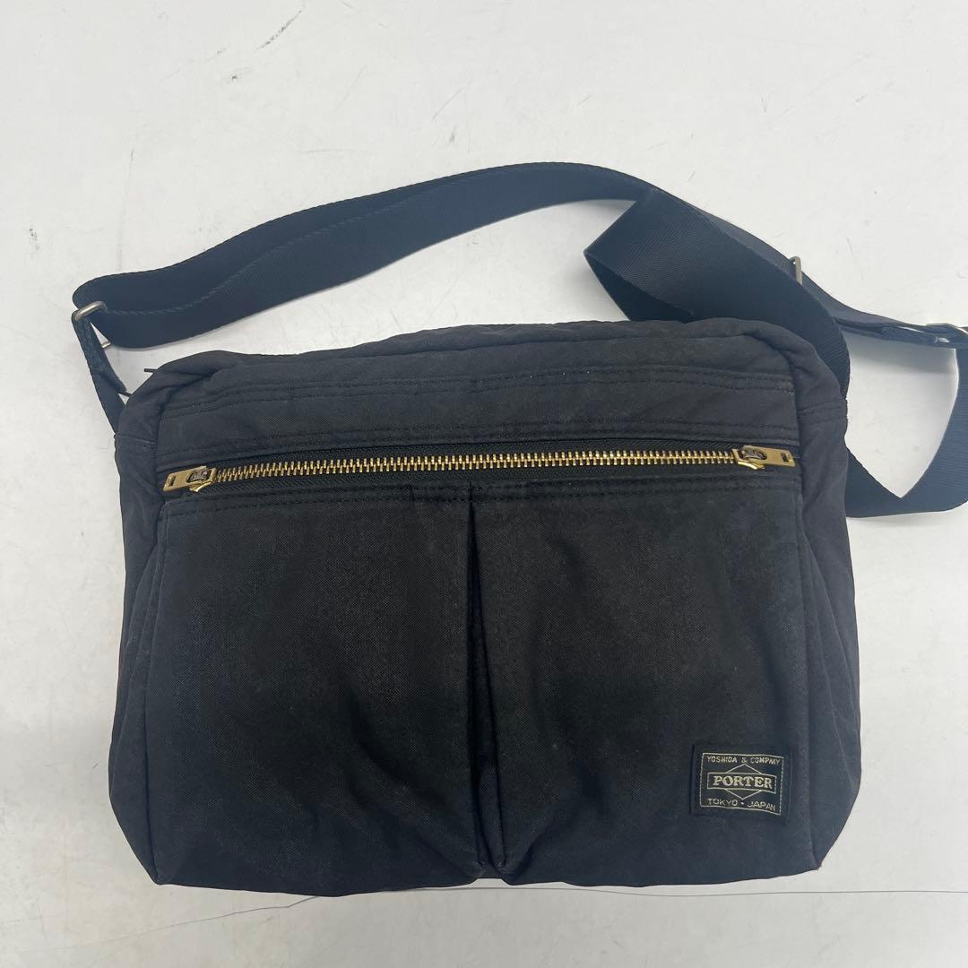 PORTER ショルダーバッグ　ブラック SENSES(センシズ) VERTICAL SHOULDERBAG | 吉田カバンホームページ