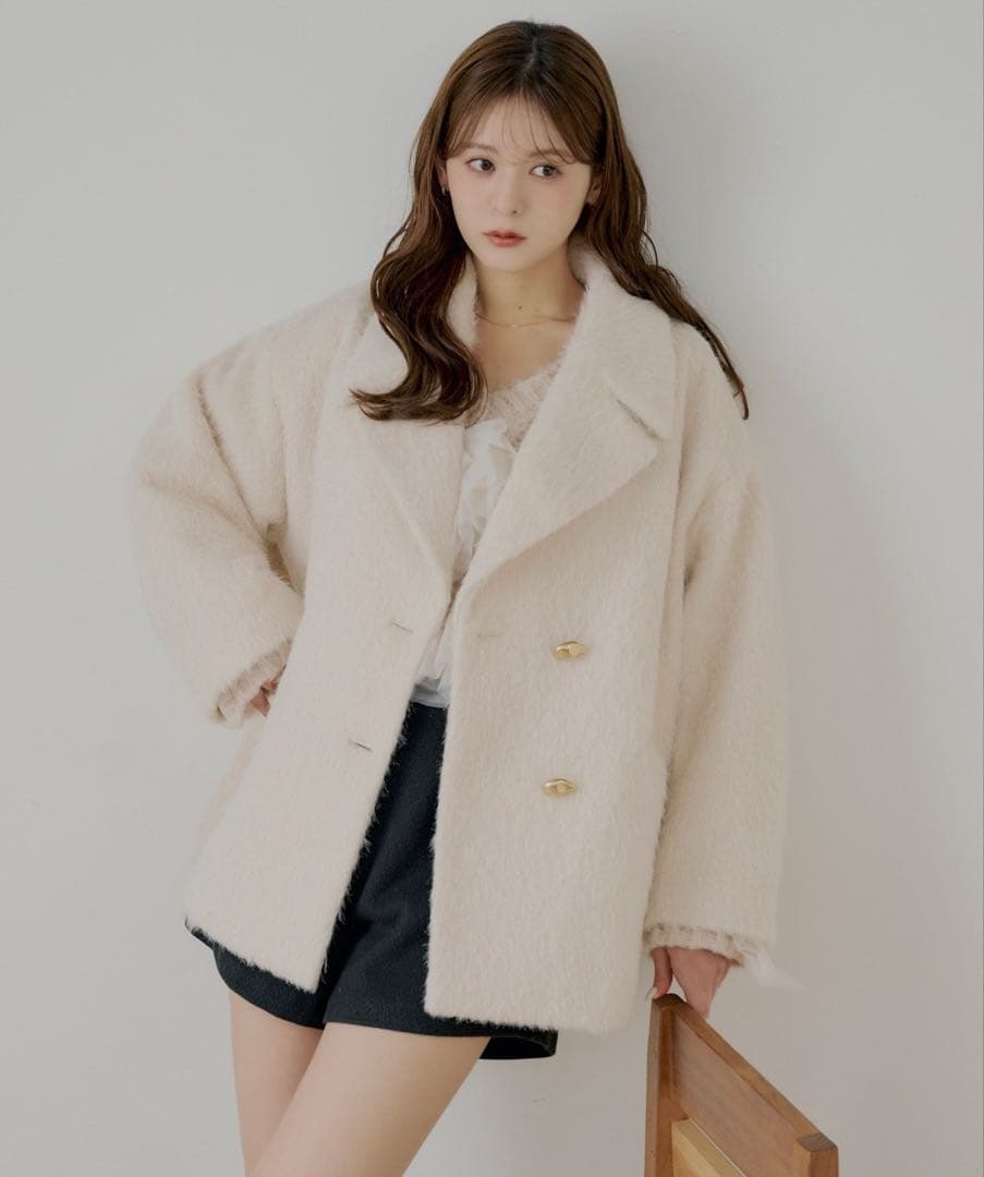 CHICO 金ボタンシャギーミディジャケットコート アイボリー - メルカリ