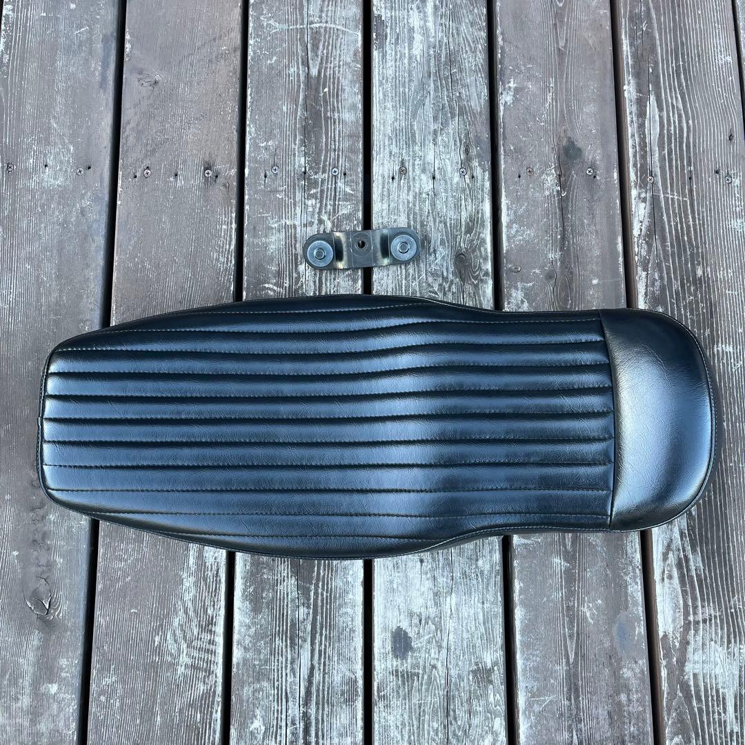 SR400/500 モーターロック　薄型ベーツタイプTTシート SR400/500用 薄型ベーツタイプ TTシート「MOTOR ROCK」