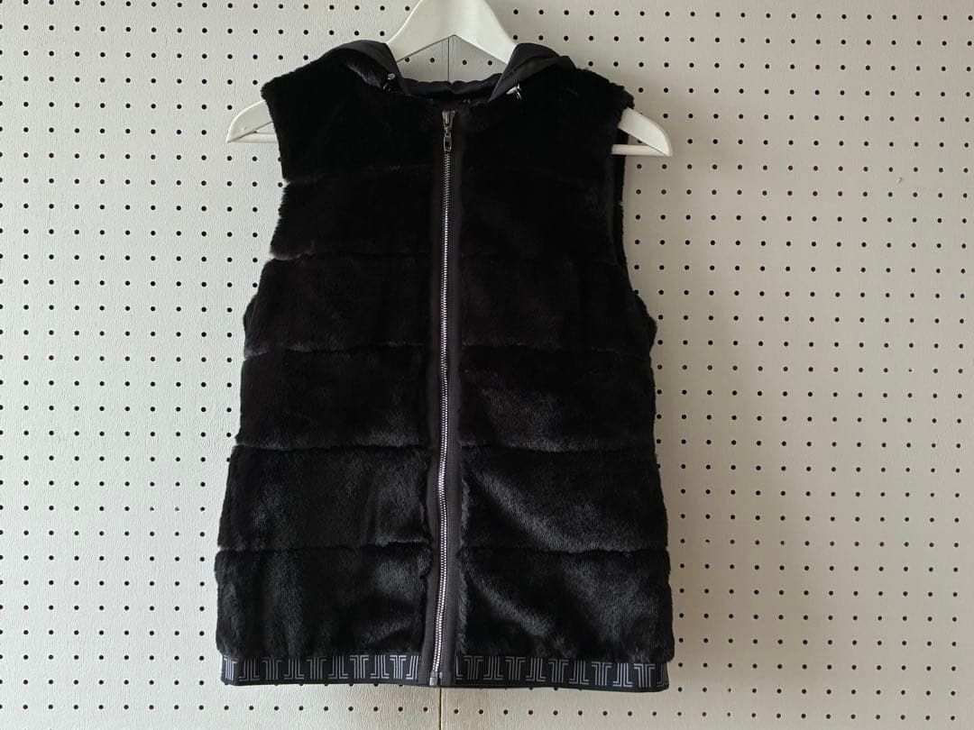 ランバンスポール　ゴルフ用フェイクファーベスト サイズ38 ブラック ランバンスポール ゴルフ用フェイクファーベスト サイズ38 ブラック