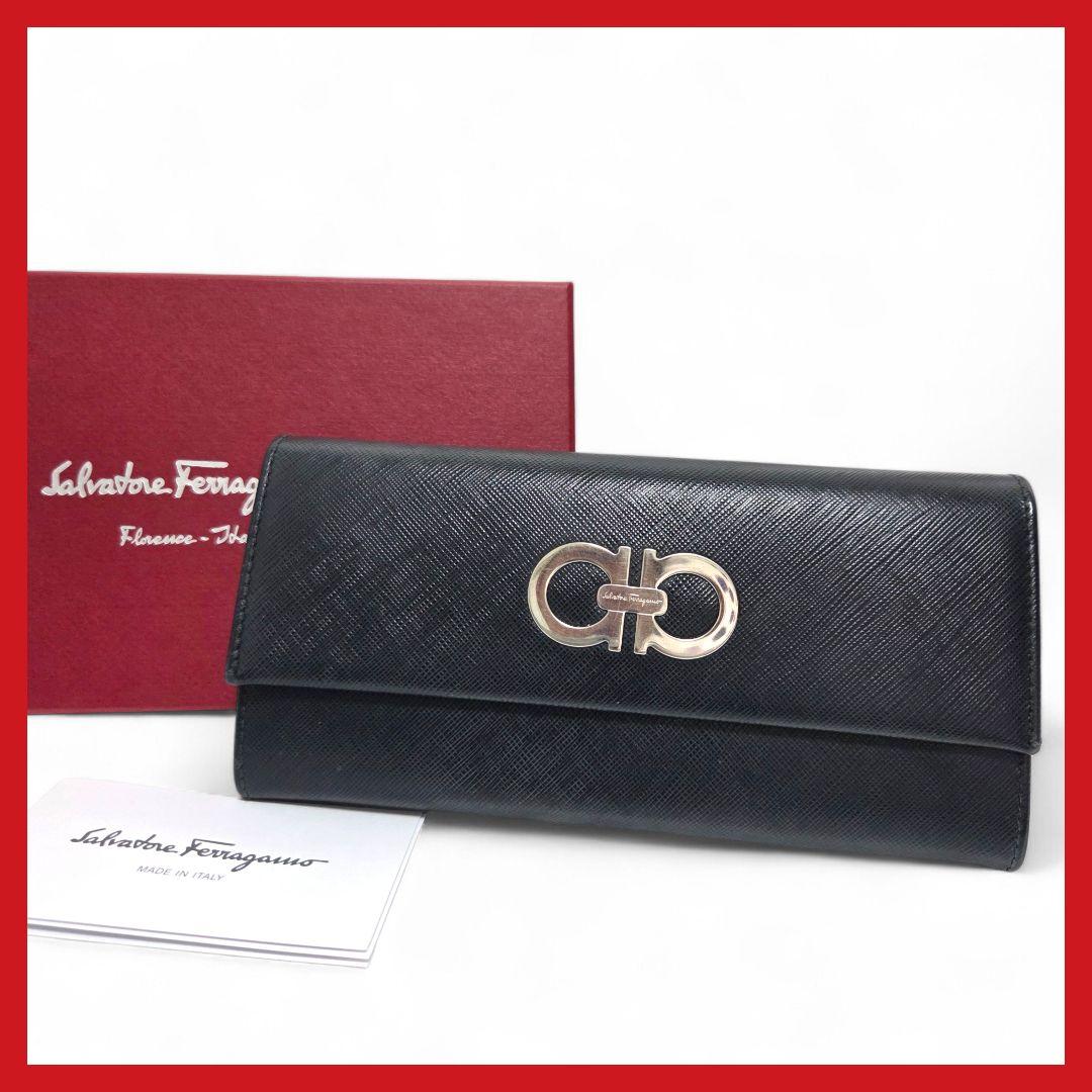 Ferragamo 長財布 Wガンチーニ金具 ブラック レザー 箱付き - メルカリ