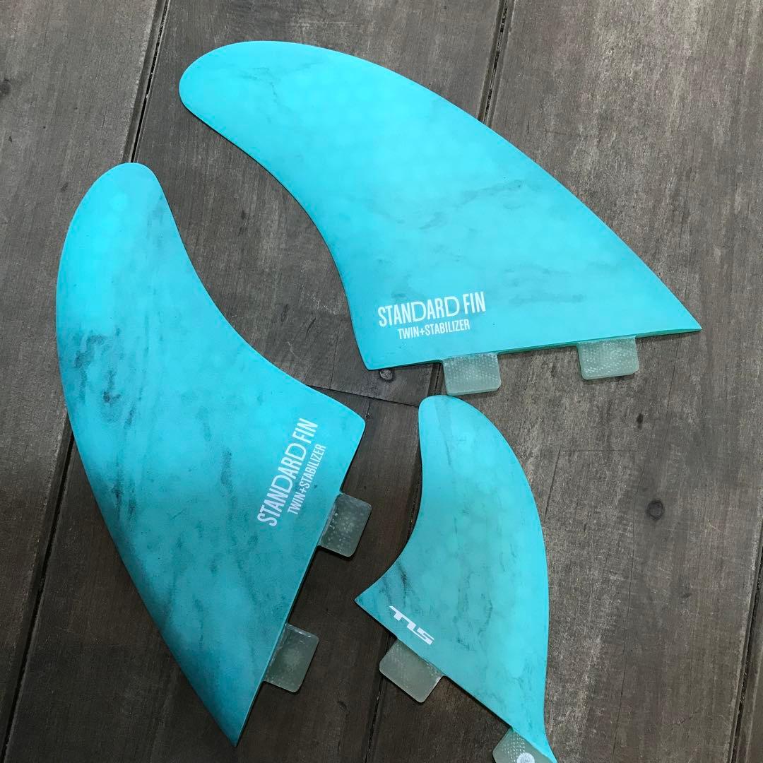 TLS STANDARD FIN ツインスタビリティサーフボードフィン 3枚 futures.（フューチャー） TLS futures. フィン スピーダー トライ