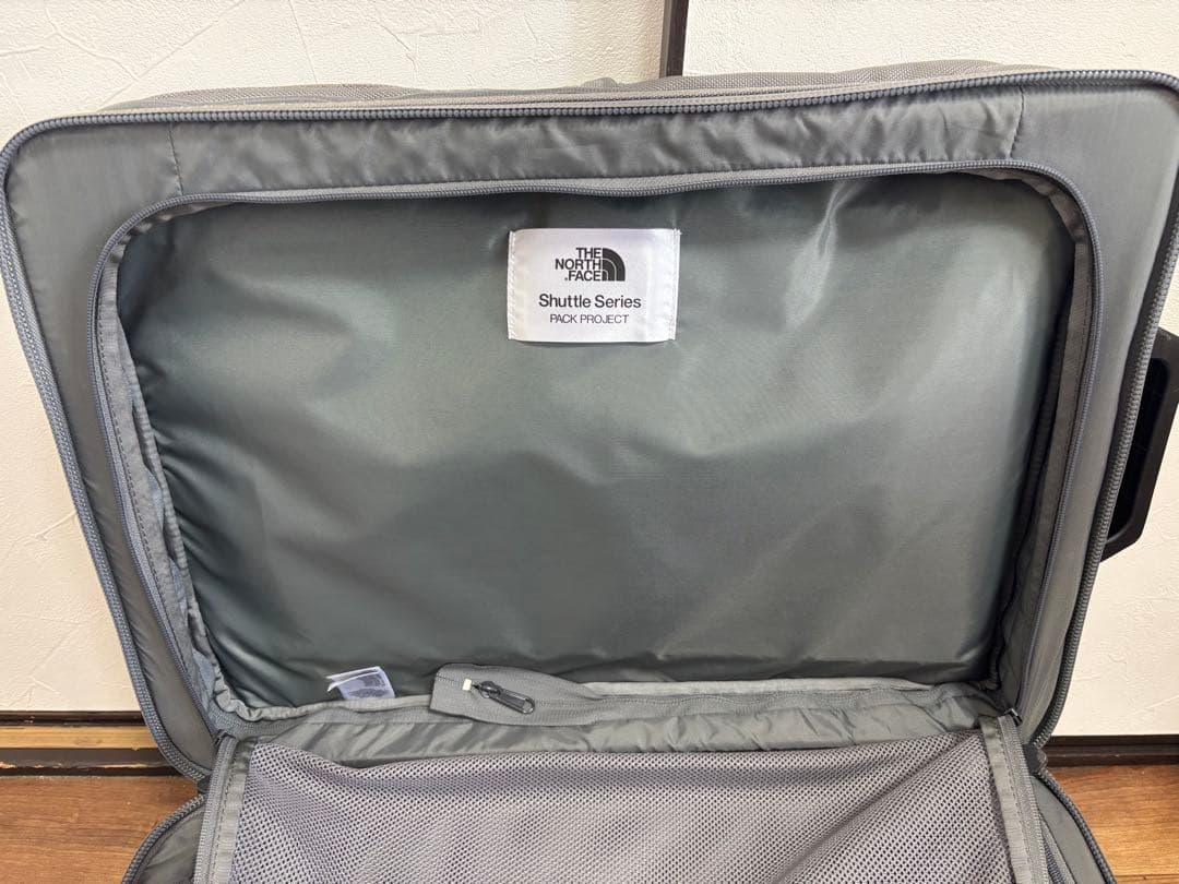 YK様】THE NORTH FACE シャトルローラーキャリーケース グレー - メルカリ