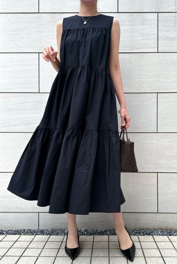 完売品 アメノチハレ ボリュームティアードドレス（Eden）ネイビー