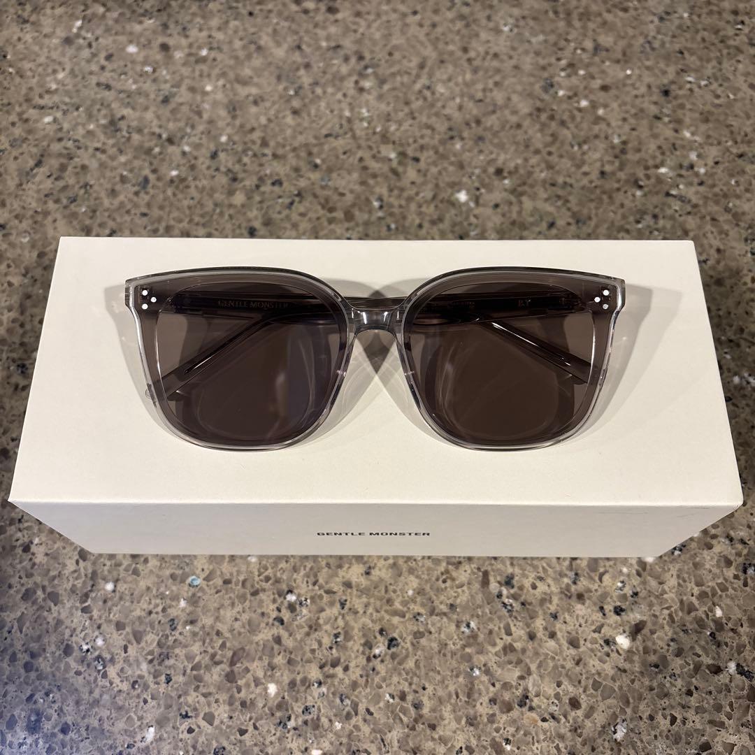 ジェントルモンスター GENTLE MONSTER BY 灰色 グレー - メルカリ
