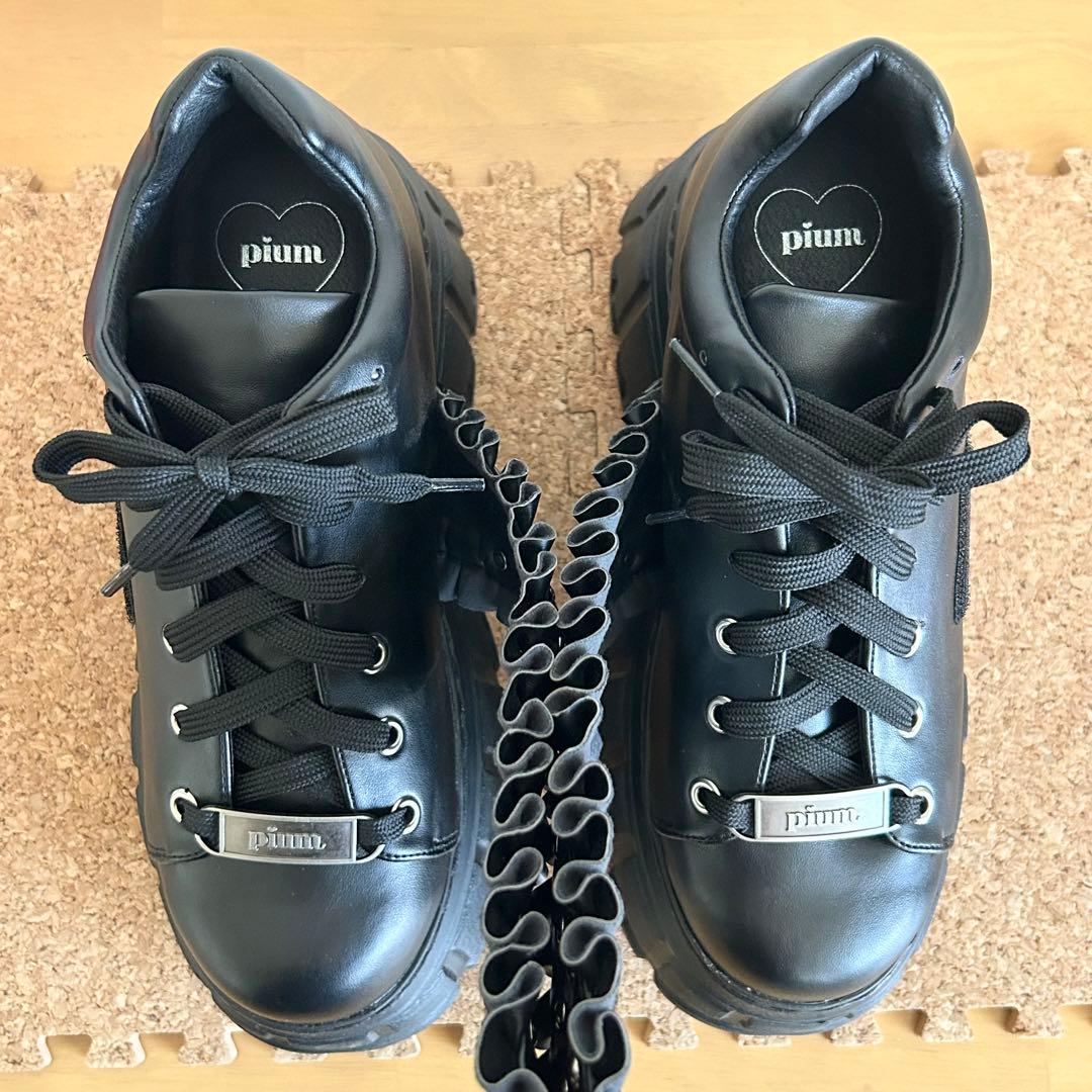 pium ぴうむ ピウム フリルベルトボリュームスニーカー 厚底スニーカー